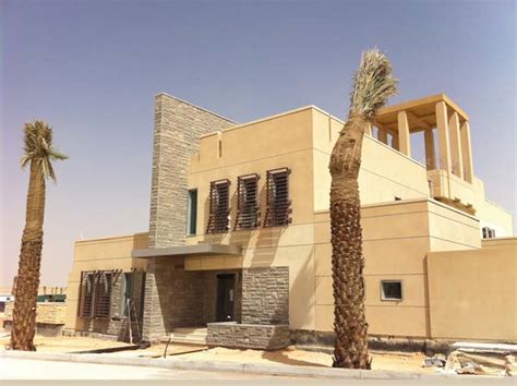 can indian buy house in saudi arabia
